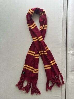 HP Griffindor Striped Knit Scarf